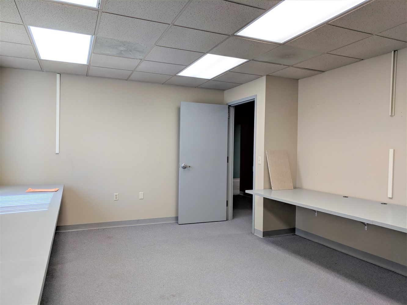 901 West Main Street, El Paso, IL 61738